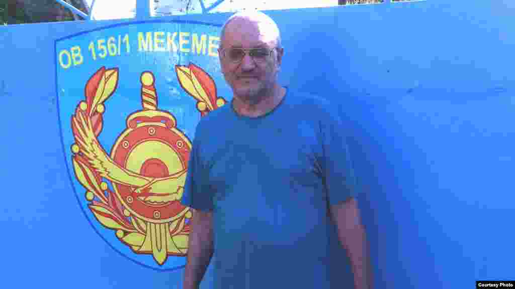 Шығыс Қазақстан облысын Риддер қаласында тұратын журналист әрі құқық қорғаушы Александр Харламов өзінің үстінен қозғалған қылмыстық істі жабуды талап етіп, бас прокурор Асхат Дауылбаевқа хат жолдады. «Діни араздықты қоздырды» деген айыппен өзіне қарсы қозғалған қылмыстық істі Харламов «саяси астары» болғандықтан ғана емес, прокуратура оны «саяси тұрғыдан өзгеше ойлайтын адамға айналдырып жібергендіктен» де жабуды талап етіп отыр.