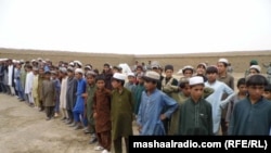 په خوست کې د کډوالو پخوانی عکس 