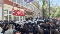 Policija primjenila silu na protestu ispred novosadskog Fakulteta sporta u blokadi