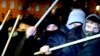 Украинадағы жастардың ұлтшыл ұйымдары өкілдері шеруде жүр. Киев, 30 қараша 2013 жыл.