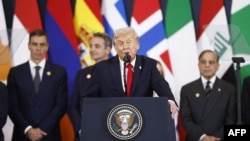 Președintele SUA, Donald Trump, în timpul discursului de la summitul de la Sharm el-Sheikh. 13 octombrie, 2025.