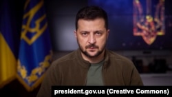 უკრაინის პრეზიდენტი ამბობს, რომ აშშ-ის დახმარების გარეშე, უკრაინას ნაბიჯ-ნაბიჯ უკან დახევა მოუწევს